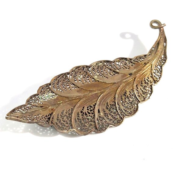 Vintage Jewelry - vintage filigree leaf pin brooch Portuguese brass tone delicate Victorian nature